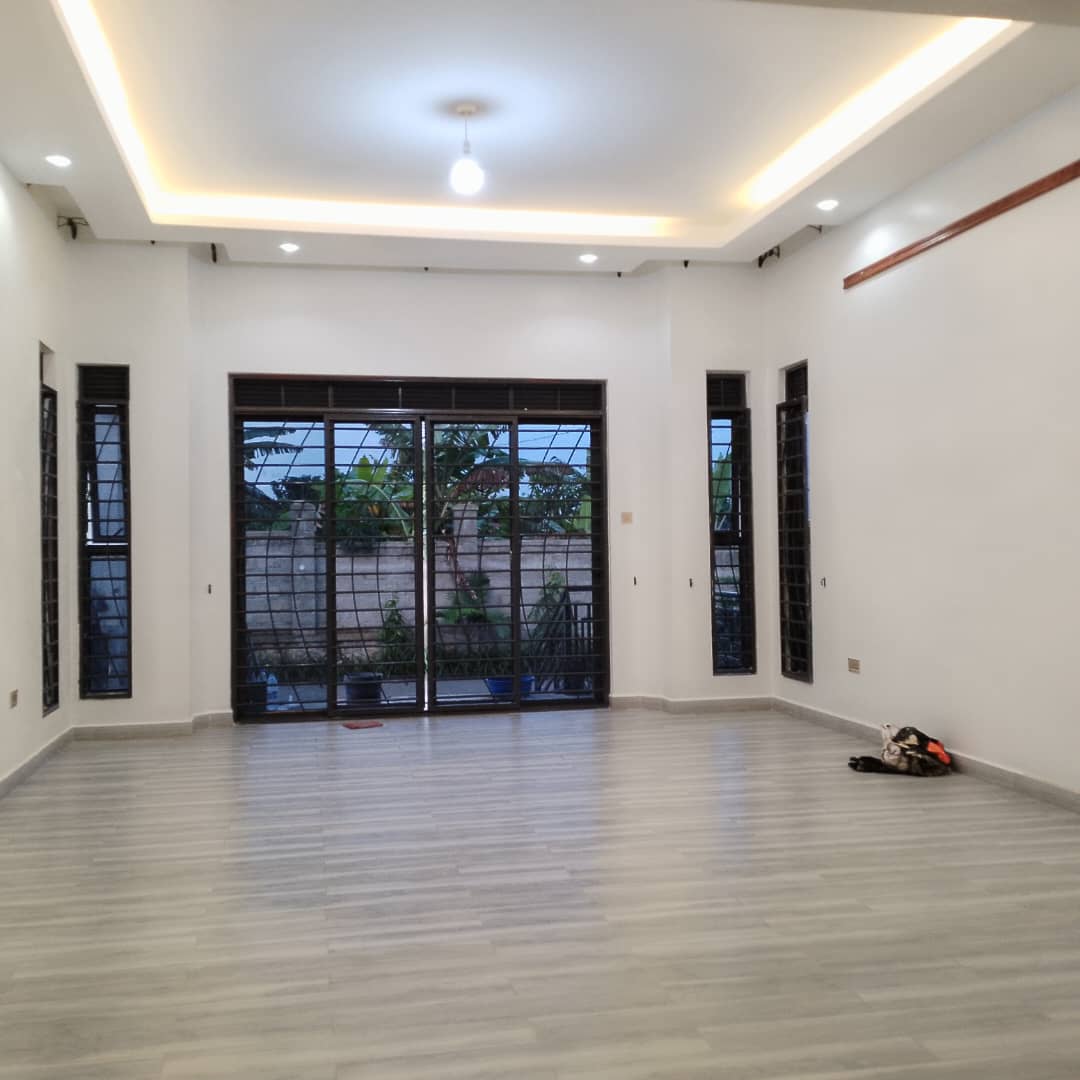 WhatsApp Image 2025-09-02 at 10.30.08 AM (2)